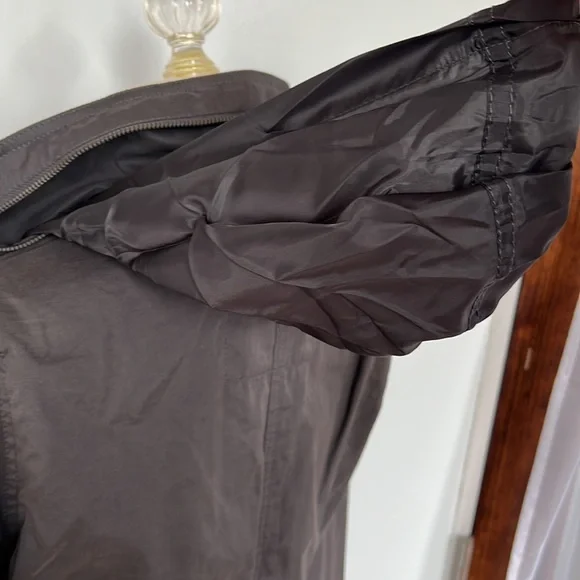 Jacket - Picture 5 of 6